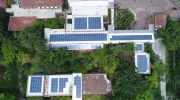 Edificios con paneles solares
